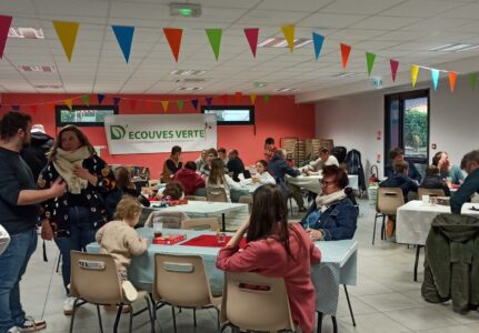 Une soirée jeux réussie pour les jeunes du local !
